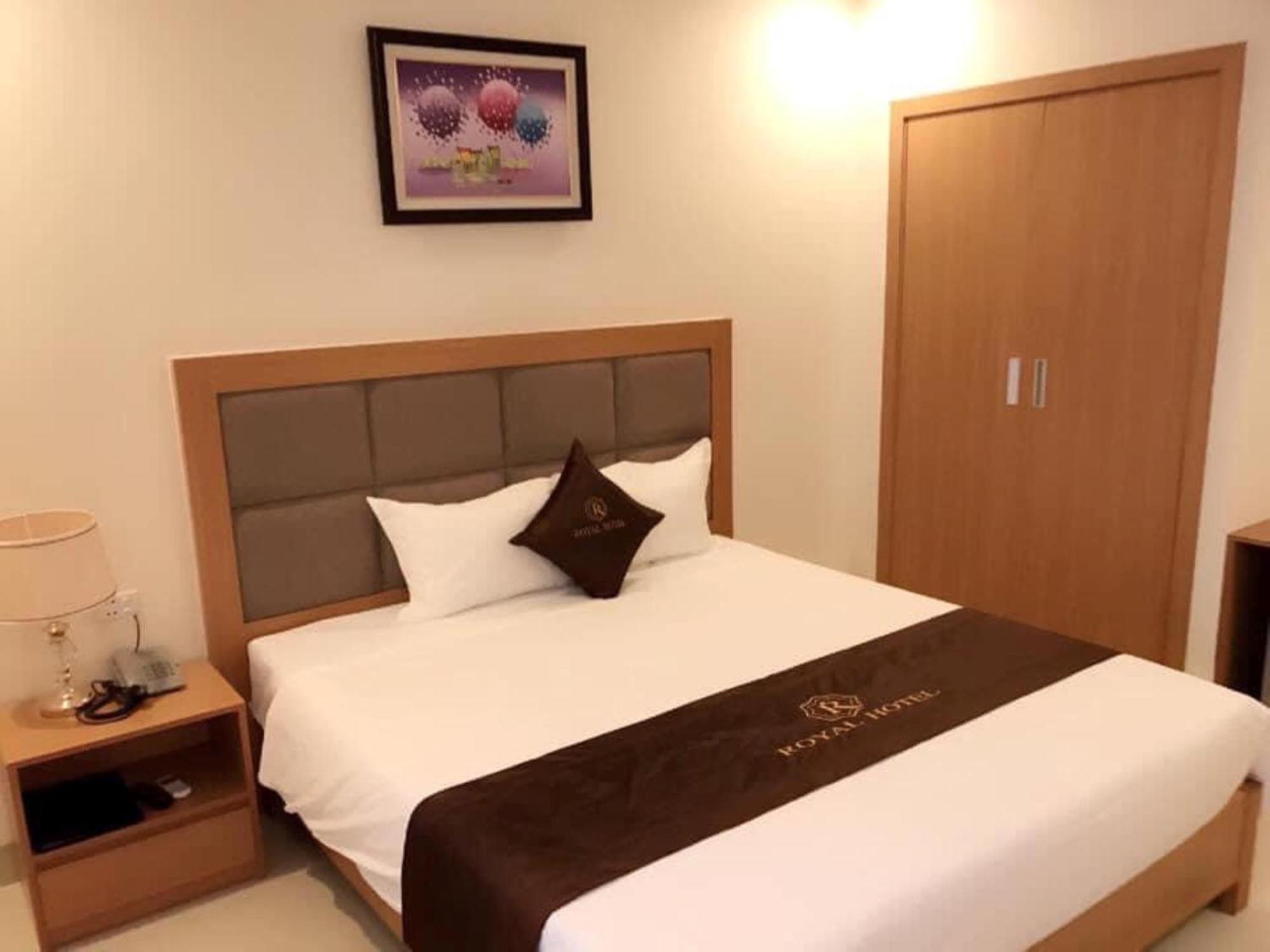 Royal Hotel Сам Сон Екстериор снимка