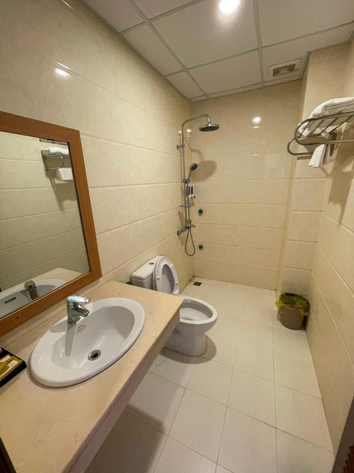 Royal Hotel Сам Сон Екстериор снимка