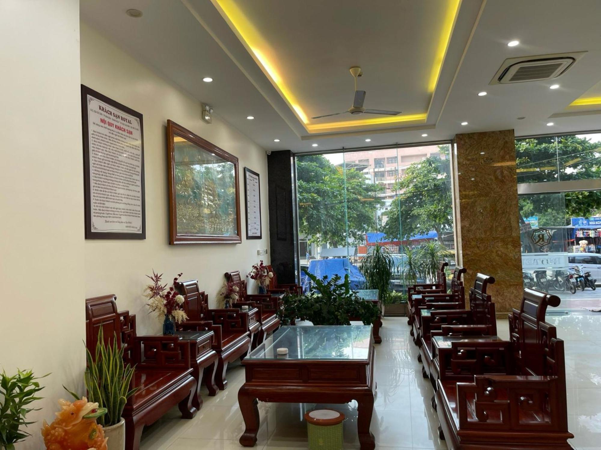 Royal Hotel Сам Сон Екстериор снимка