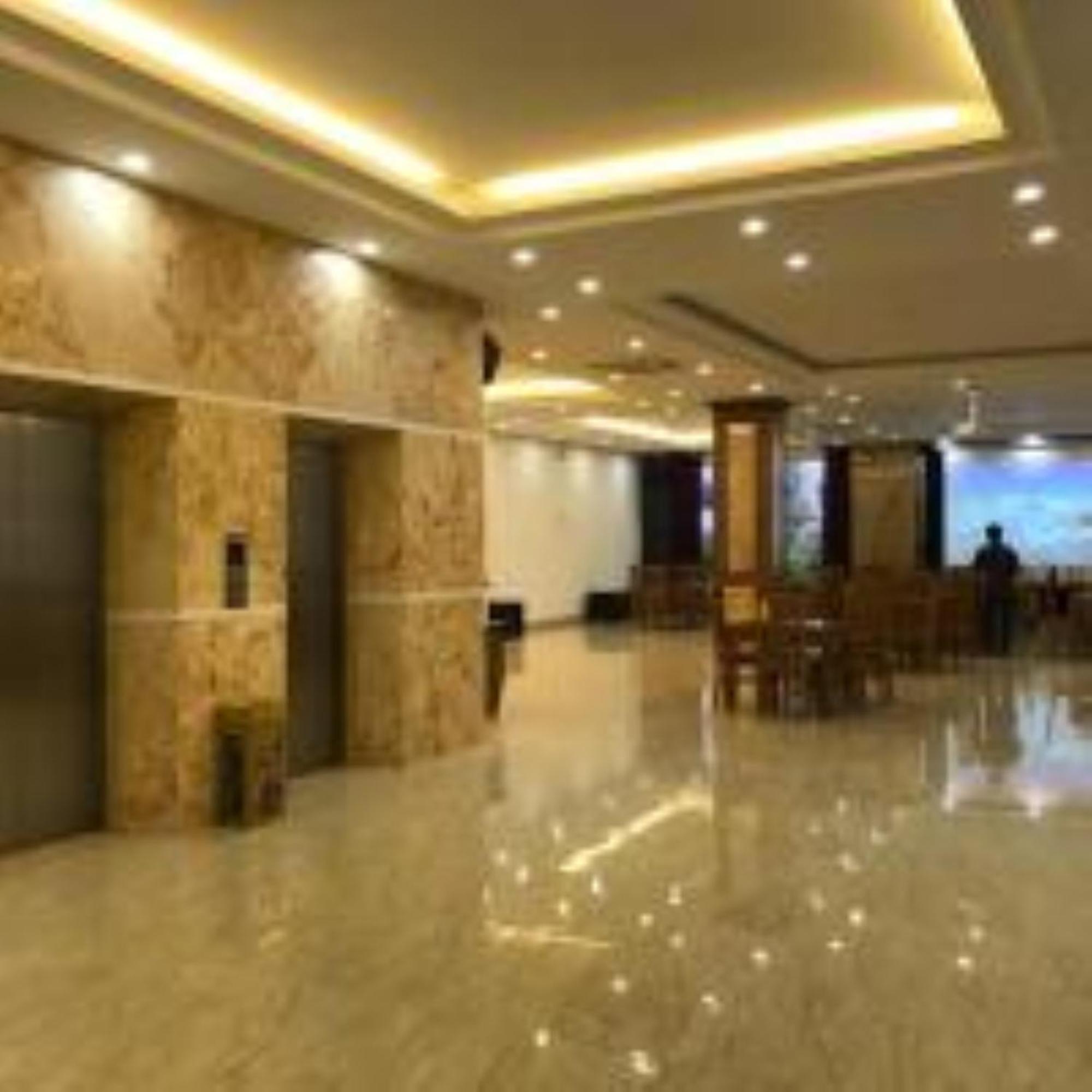 Royal Hotel Сам Сон Екстериор снимка