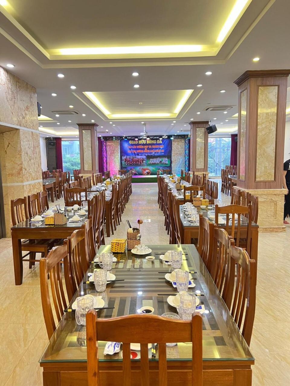 Royal Hotel Сам Сон Екстериор снимка