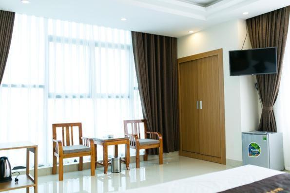 Royal Hotel Сам Сон Екстериор снимка